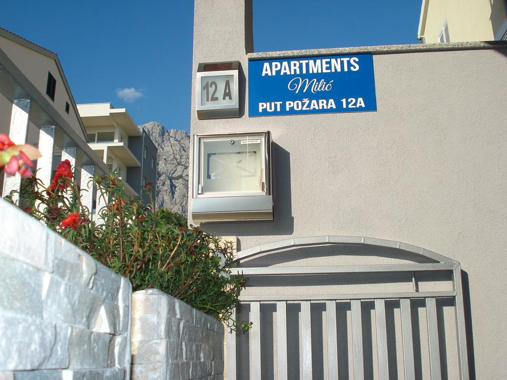 Milic Apartments Макарска Екстериор снимка