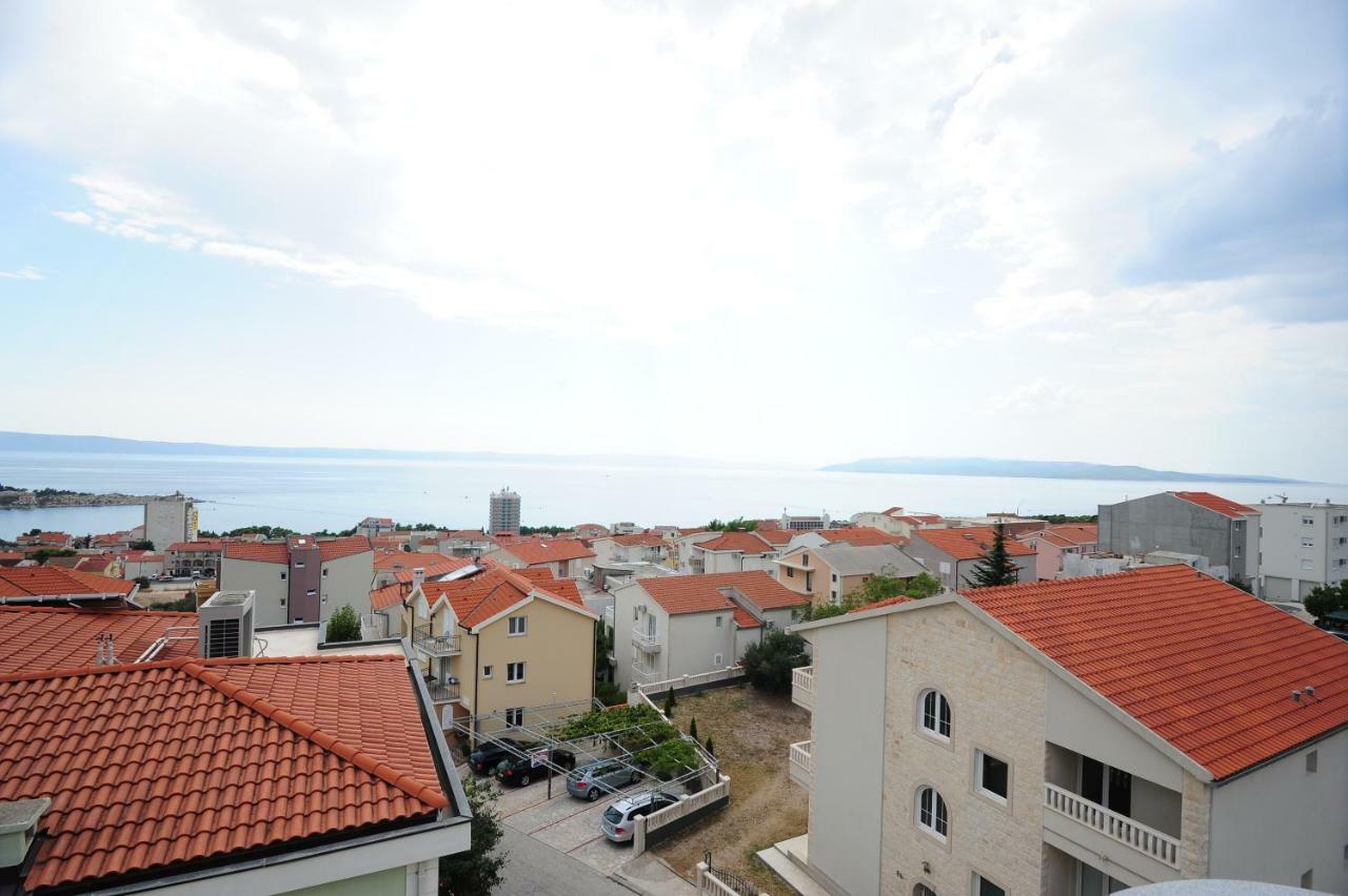 Milic Apartments Макарска Екстериор снимка